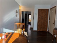 603 2nd Ave SE 2, LeMars, IA 51031