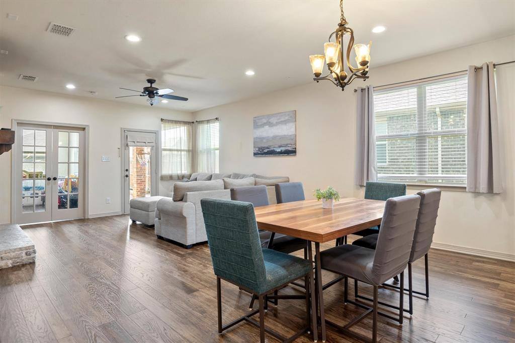 9257 Water Oak Drive, Arlington, TX 76002