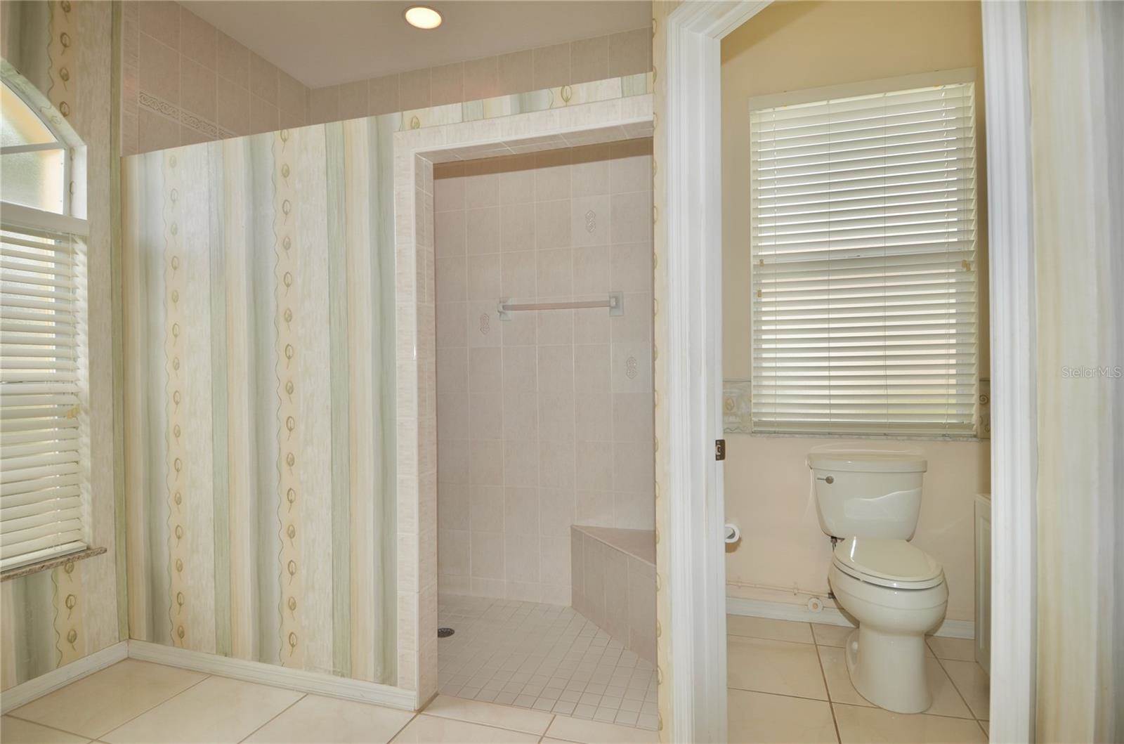 5084 Winter Rose Way, Venice, FL 34293