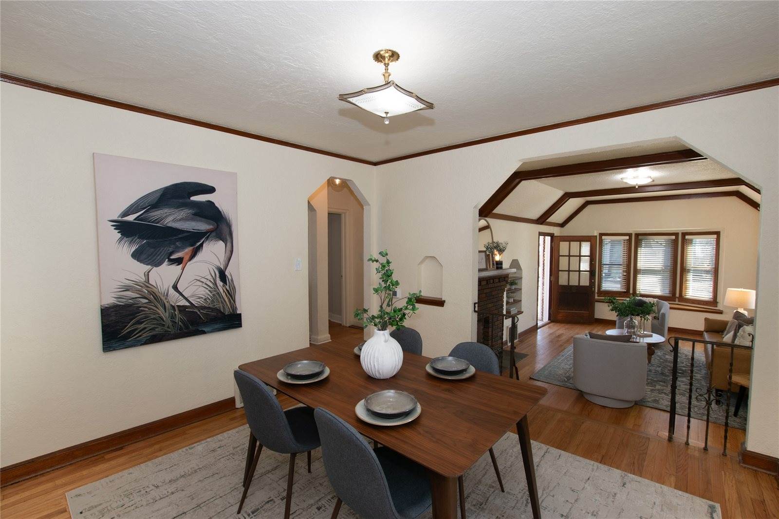 2014 39th Street, Des Moines, IA 50310