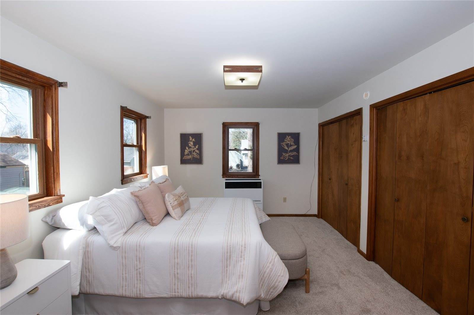 2014 39th Street, Des Moines, IA 50310