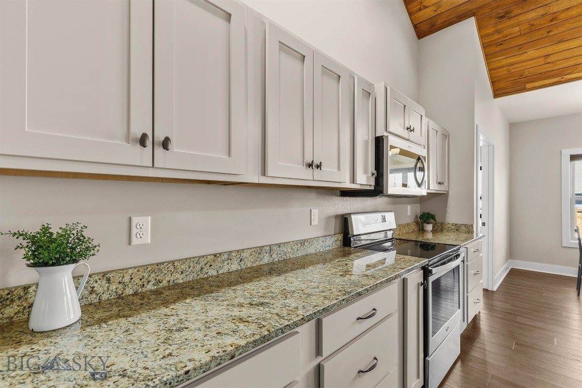 2608 Meriwether Drive South, Livingston, MT 59047