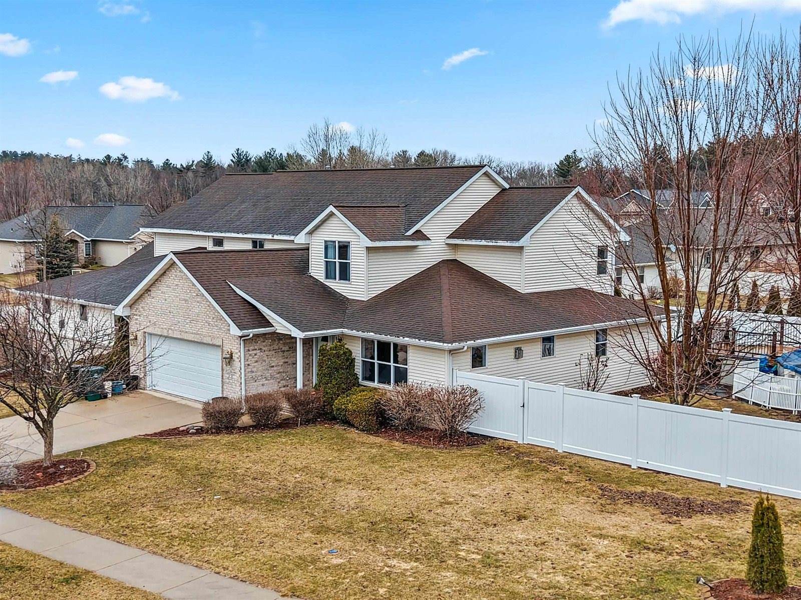 854 Krause Road, Green Bay, WI 54313