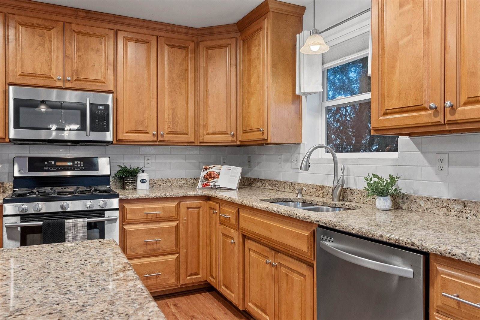 854 Krause Road, Green Bay, WI 54313