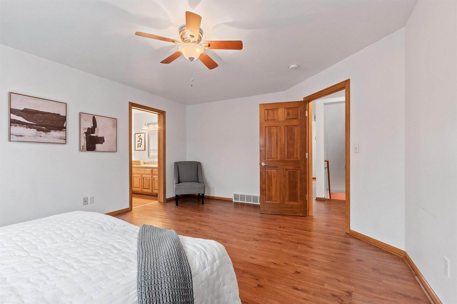 854 Krause Road, Green Bay, WI 54313