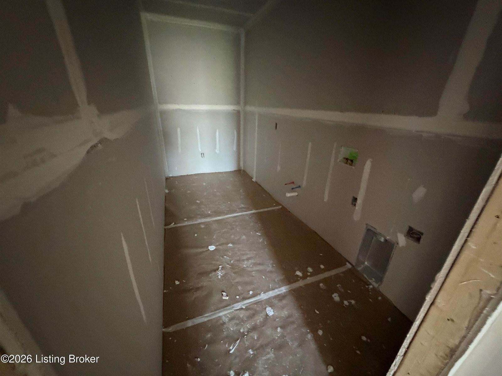 220 Quail Run Rd, Brandenburg, KY 40108