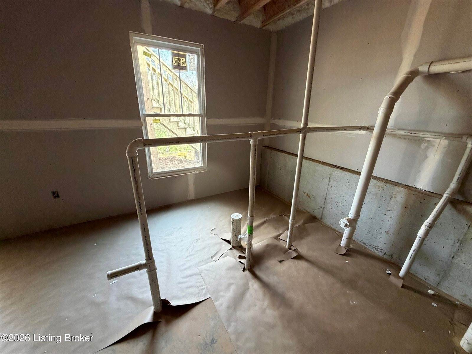 220 Quail Run Rd, Brandenburg, KY 40108