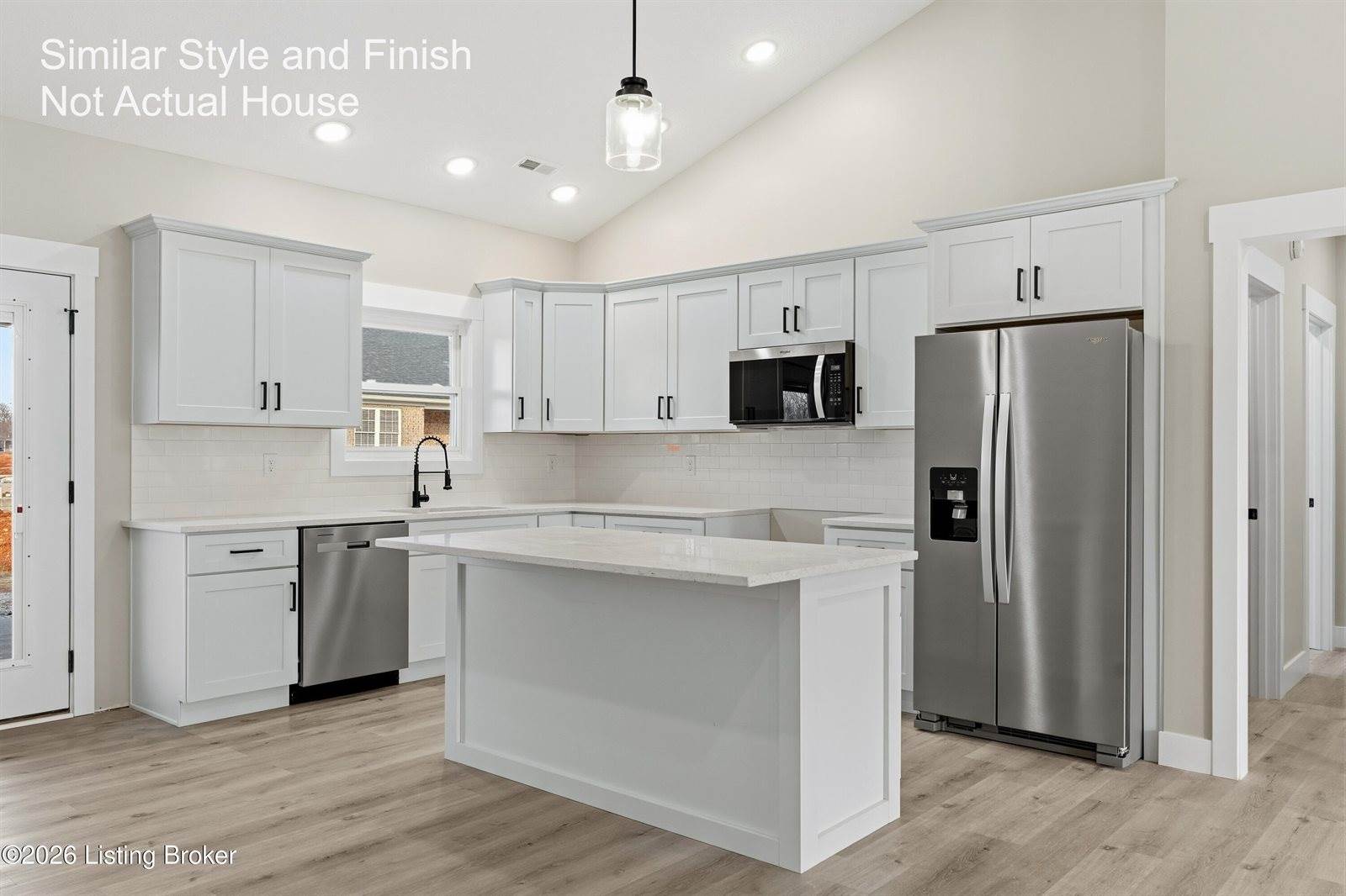 220 Quail Run Rd, Brandenburg, KY 40108