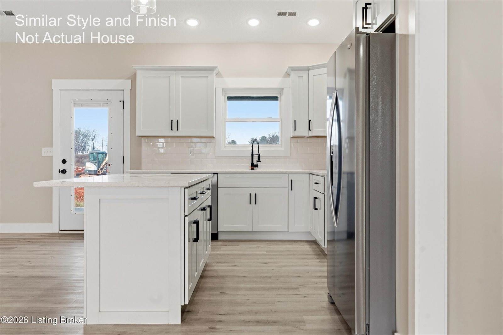 220 Quail Run Rd, Brandenburg, KY 40108