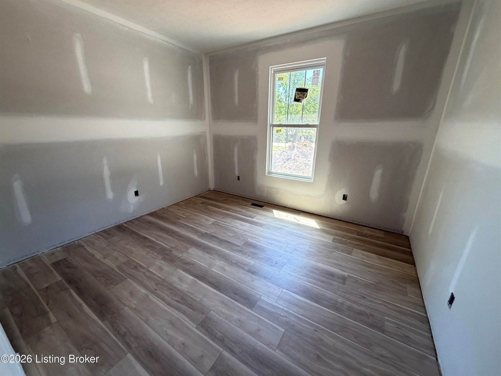 244 Quail Run Rd, Brandenburg, KY 40108