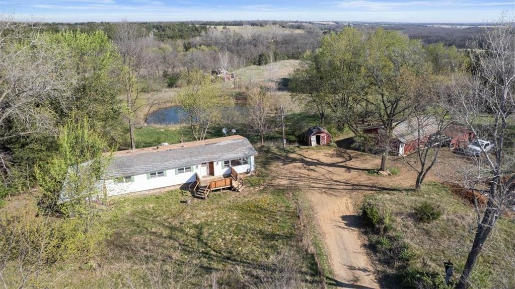 5722 West 117th Street, Carbondale, KS 66414