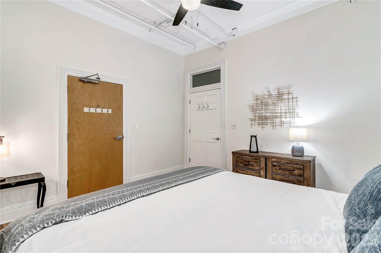 35 Patton Avenue, #202, Asheville, NC 28801