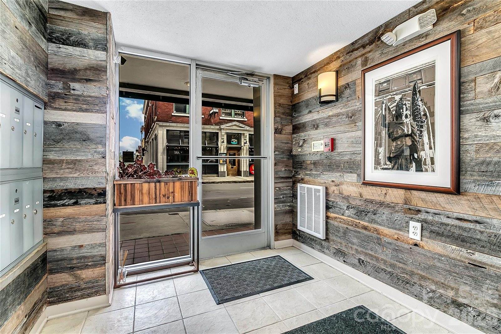 35 Patton Avenue, #202, Asheville, NC 28801