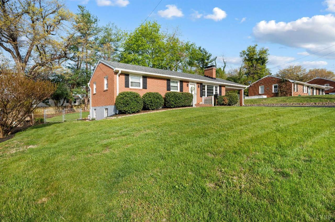 1509 Lynndale Place, #111-11, Lynchburg, VA 24502