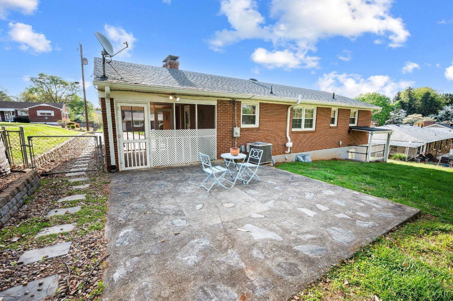 1509 Lynndale Place, #111-11, Lynchburg, VA 24502