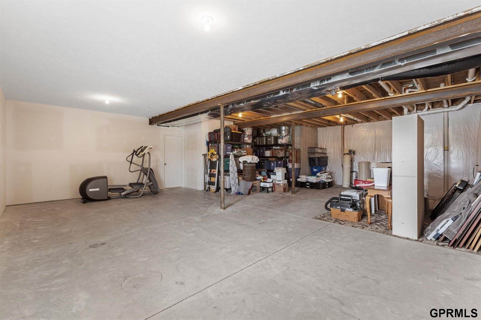 19809 Oak Street, Gretna, NE 68028