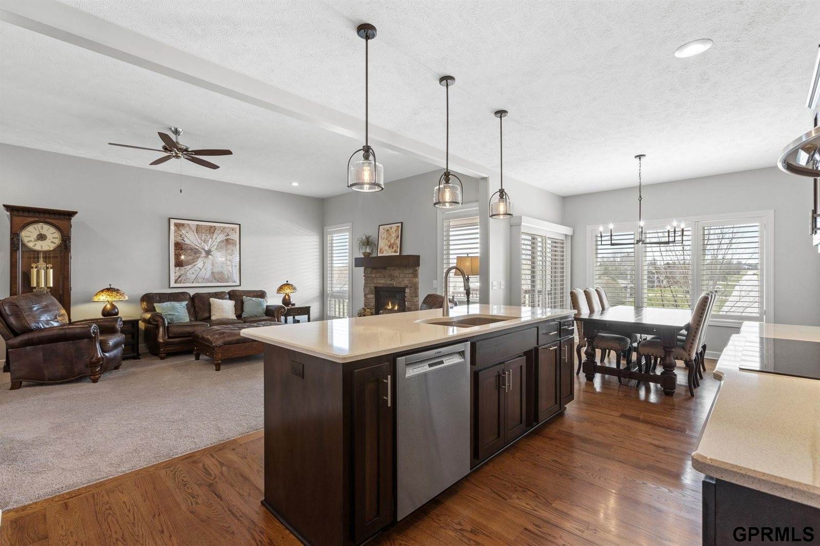 19809 Oak Street, Gretna, NE 68028