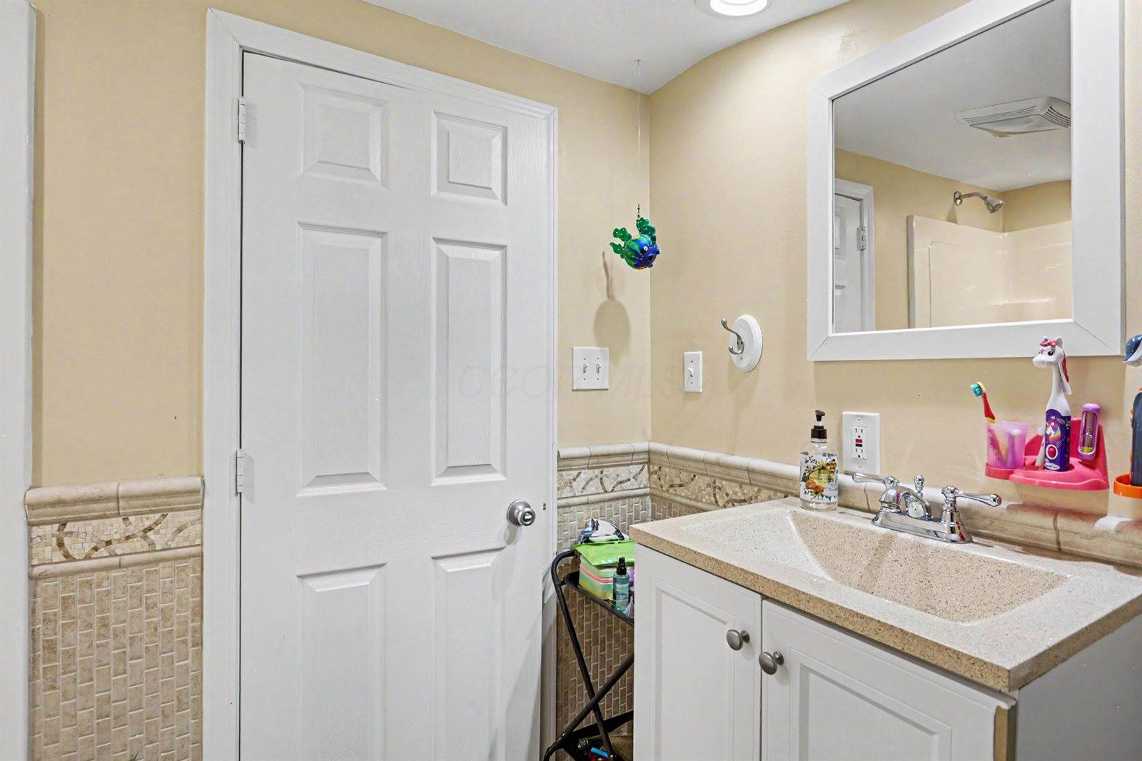 4353 Hoover Road, Grove City, OH 43123