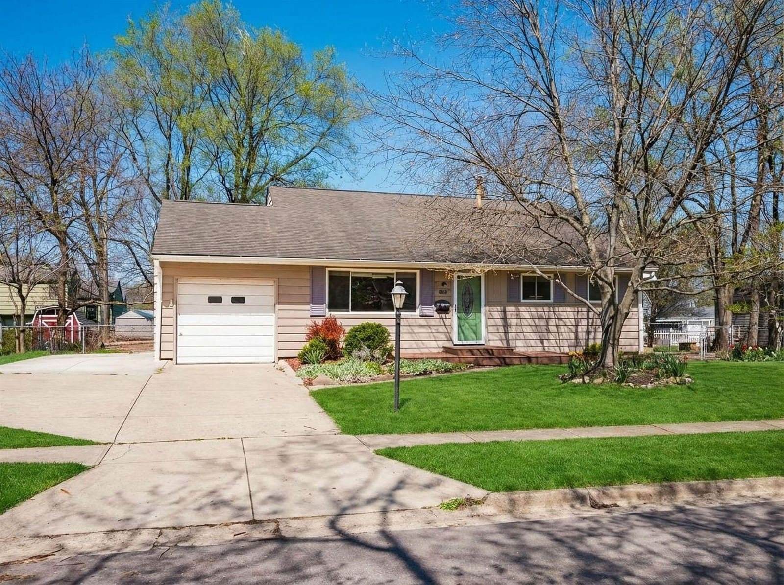 880 Faculty Drive, Columbus, OH 43221