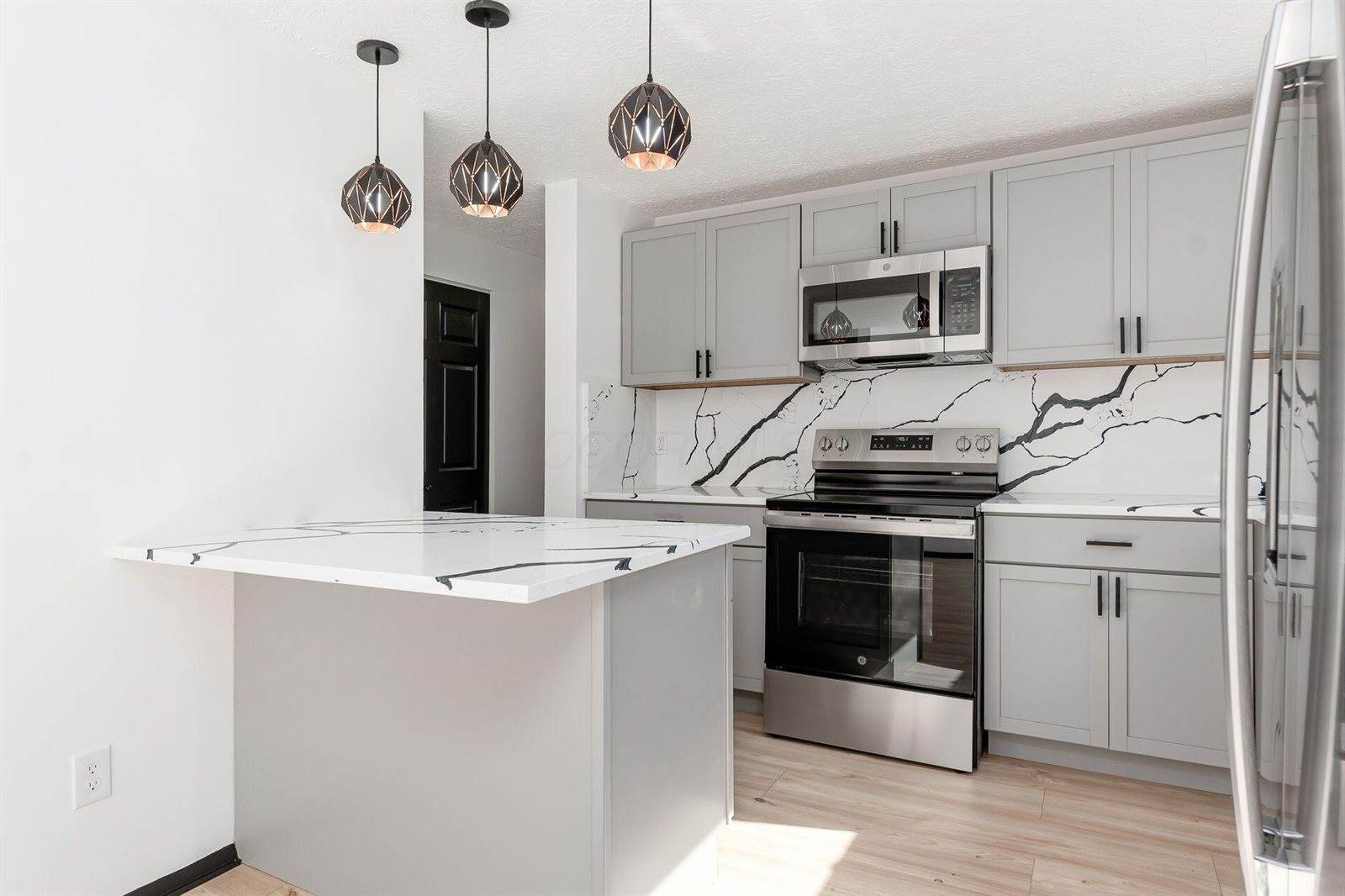 1028 Newfields Lane, Westerville, OH 43081