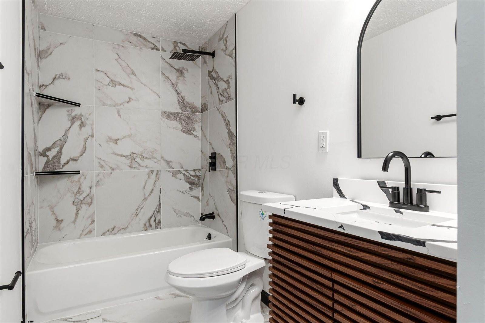 1028 Newfields Lane, Westerville, OH 43081