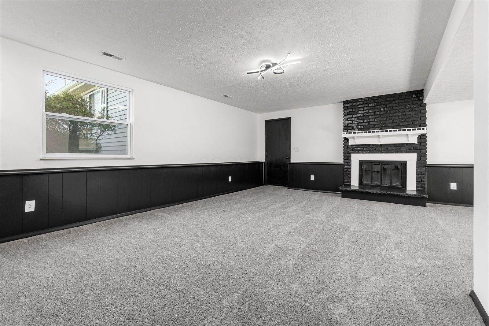 1028 Newfields Lane, Westerville, OH 43081