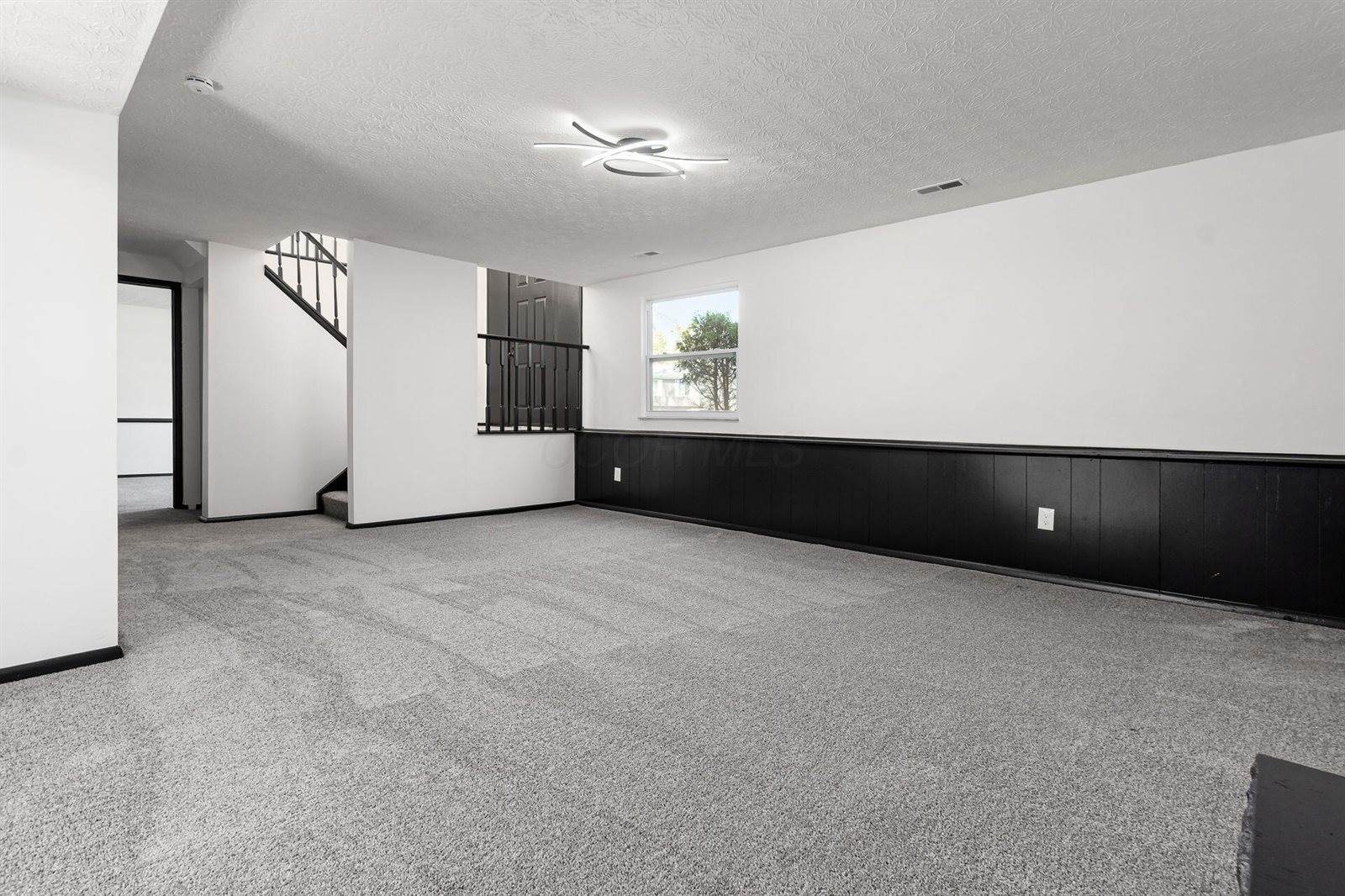 1028 Newfields Lane, Westerville, OH 43081