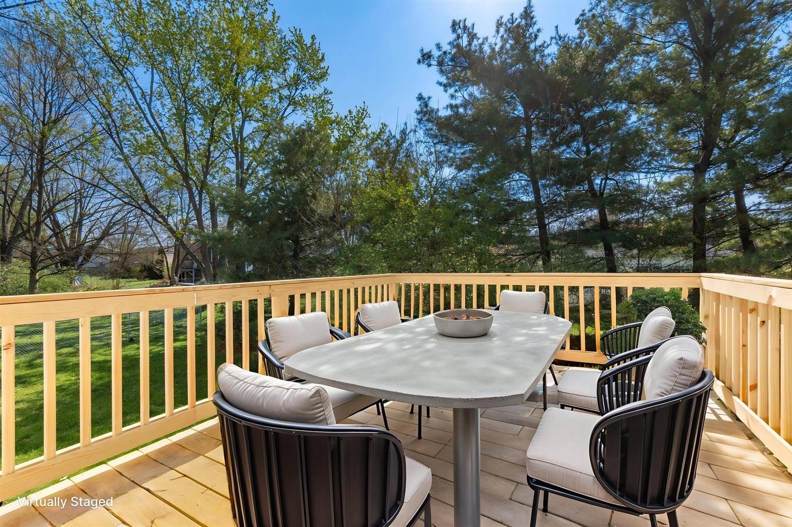 1028 Newfields Lane, Westerville, OH 43081