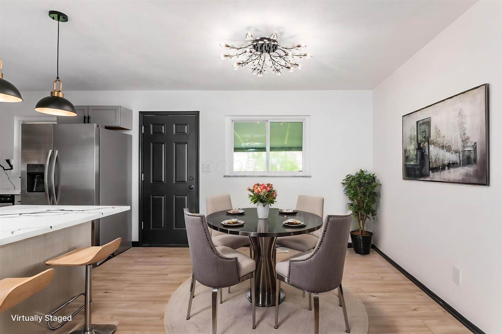 5548 Roche Drive, Columbus, OH 43229