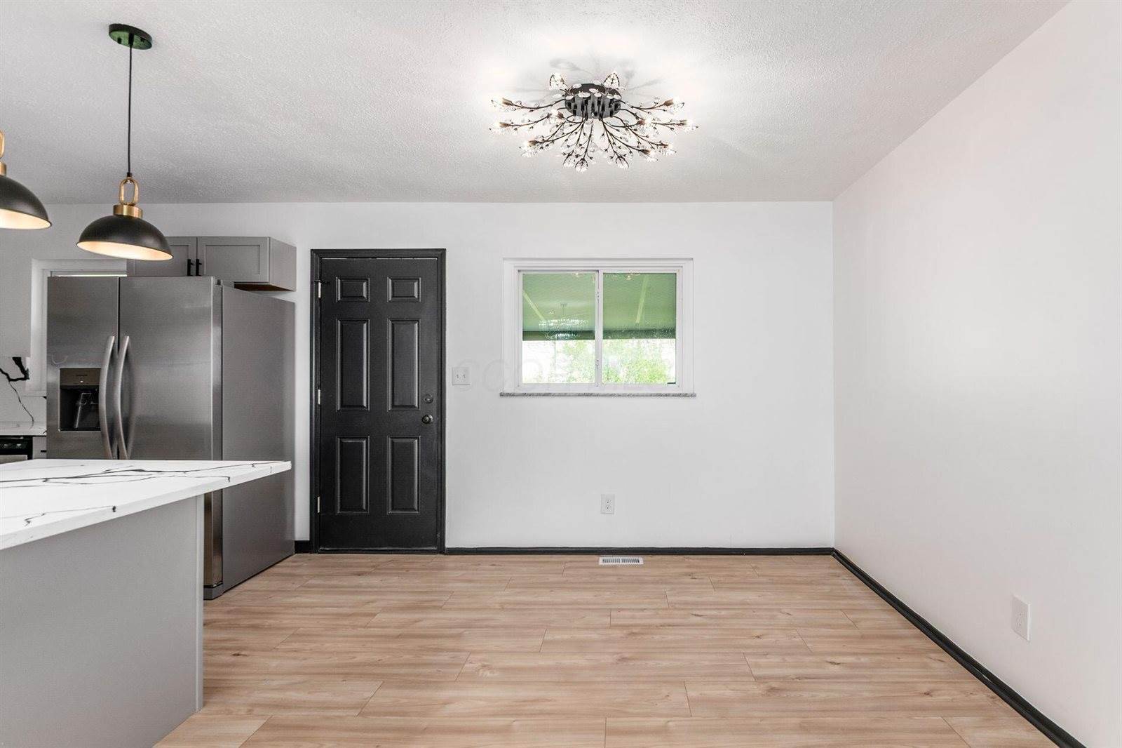 5548 Roche Drive, Columbus, OH 43229