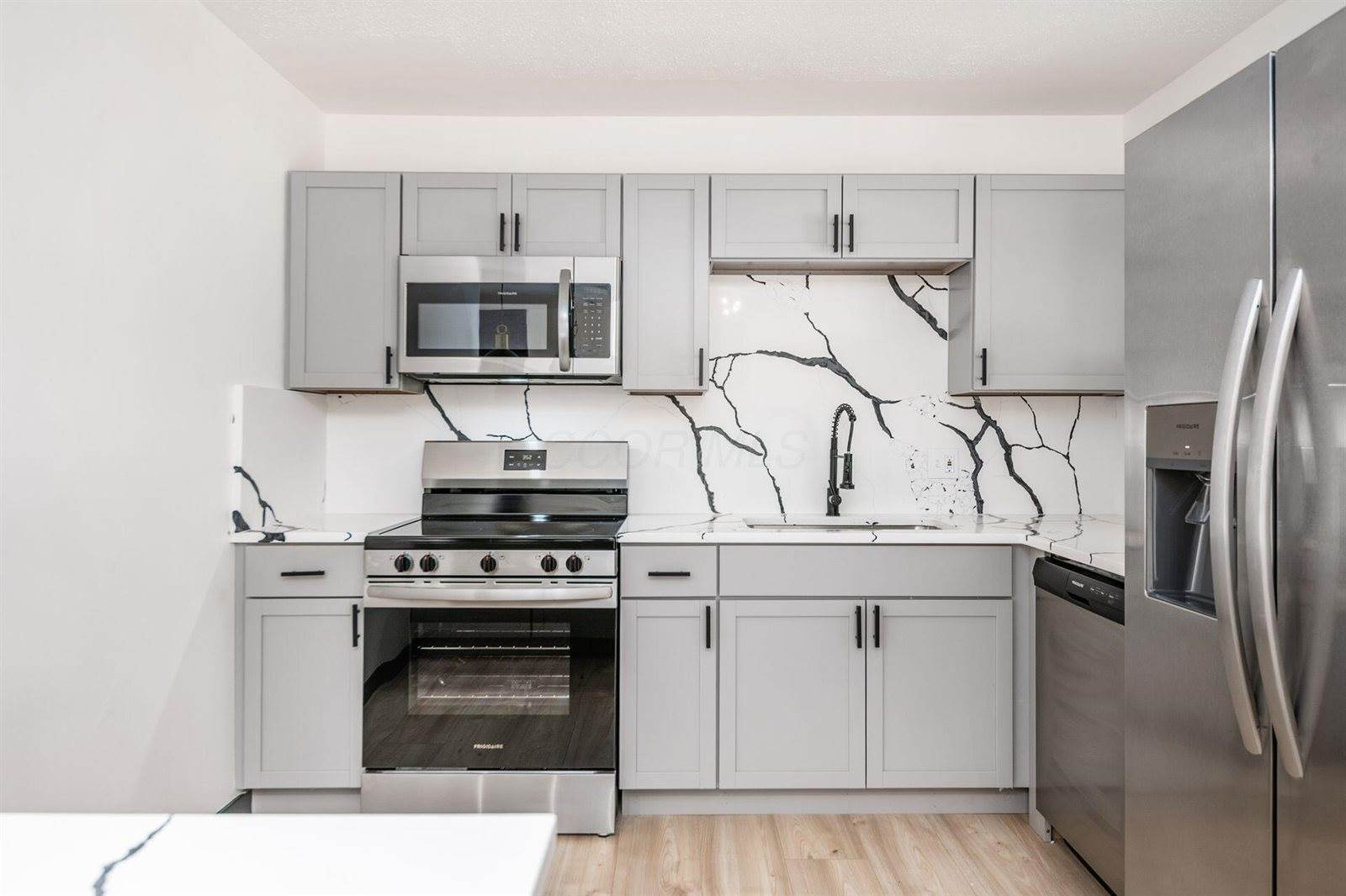 5548 Roche Drive, Columbus, OH 43229