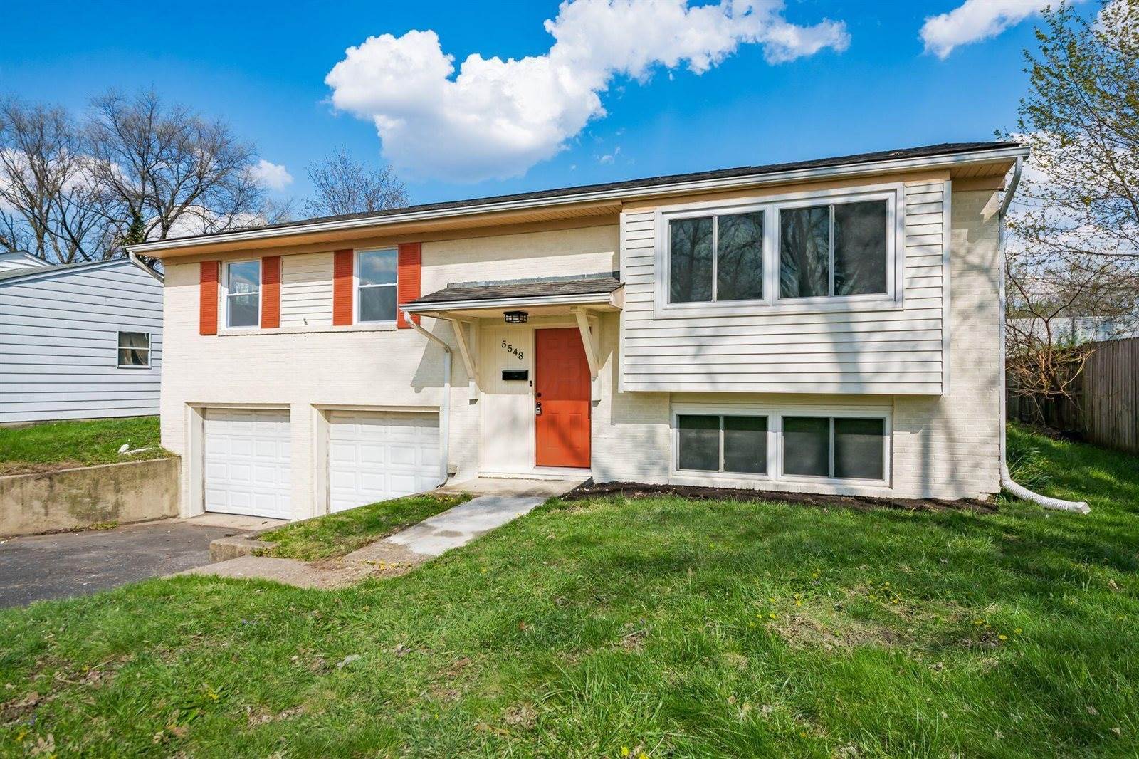 5548 Roche Drive, Columbus, OH 43229