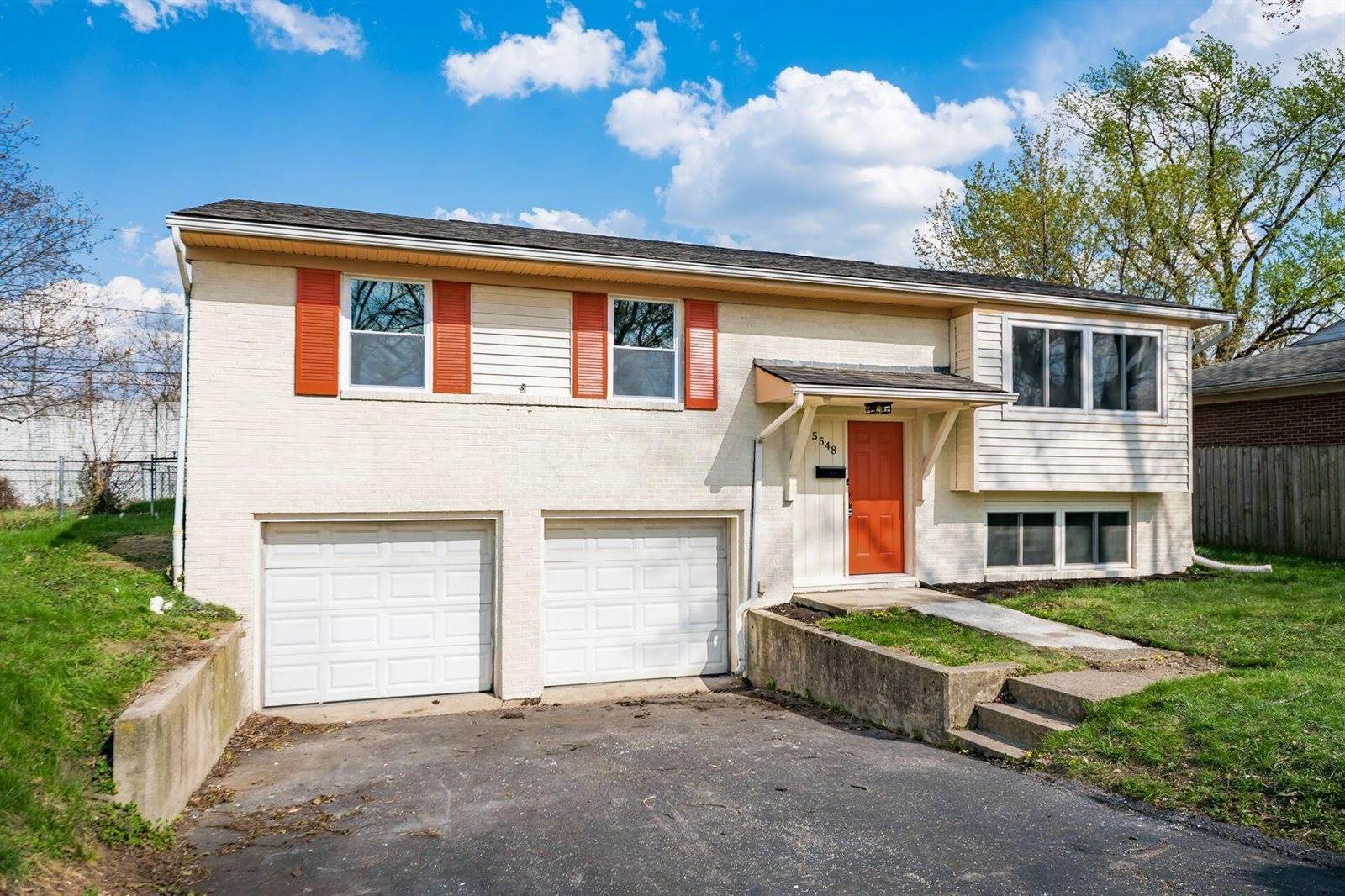 5548 Roche Drive, Columbus, OH 43229