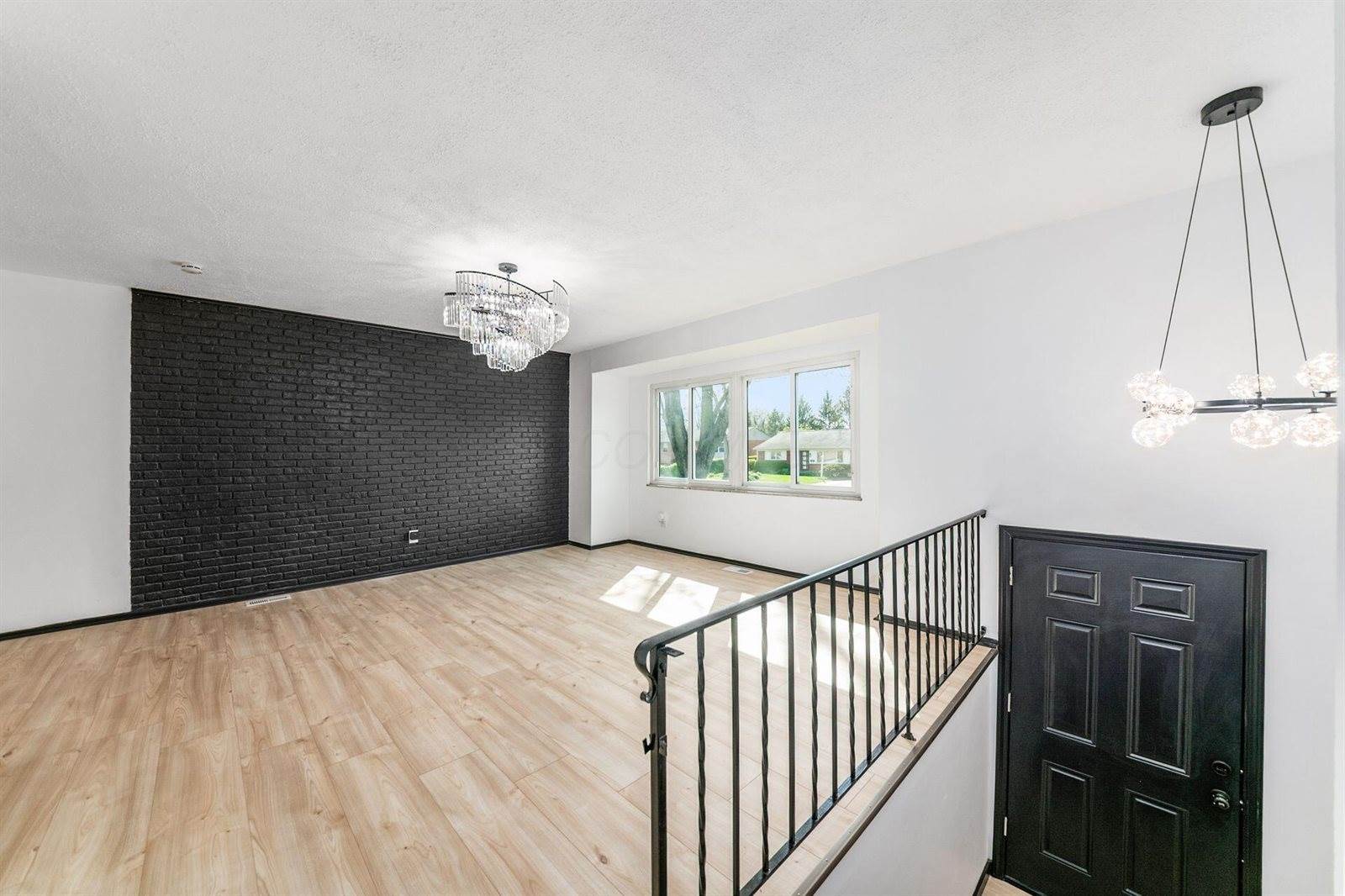 5548 Roche Drive, Columbus, OH 43229