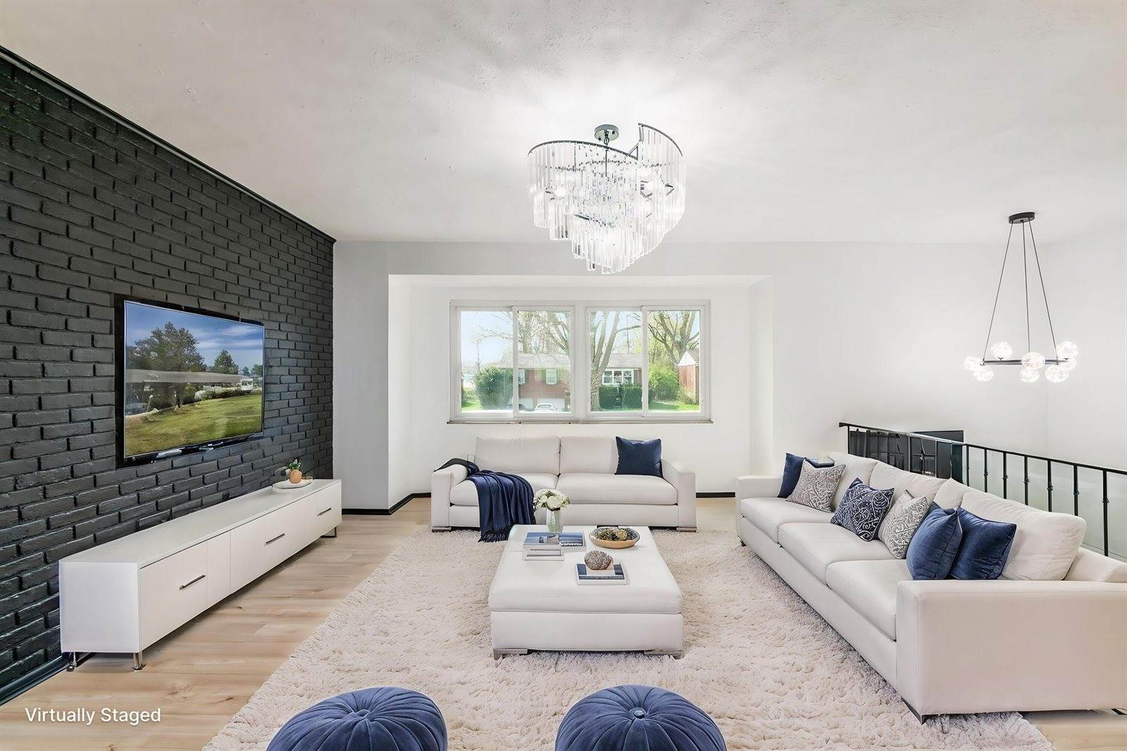 5548 Roche Drive, Columbus, OH 43229