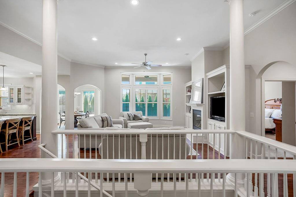 10237 Marion Street, Lenexa, KS 66220