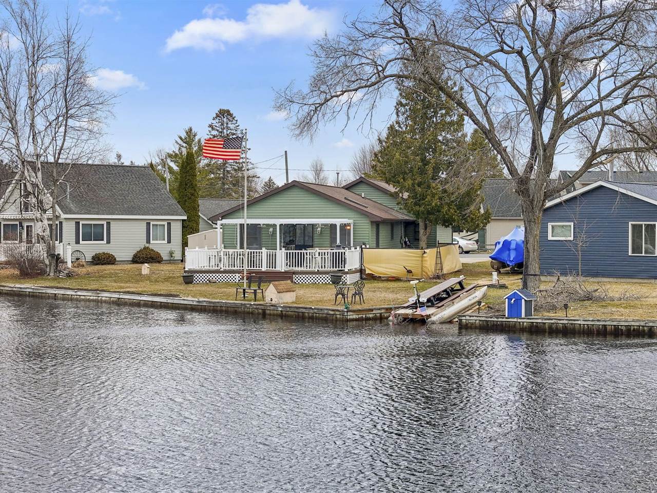 124 Tuscaroras Trail, Prudenville, MI 48651