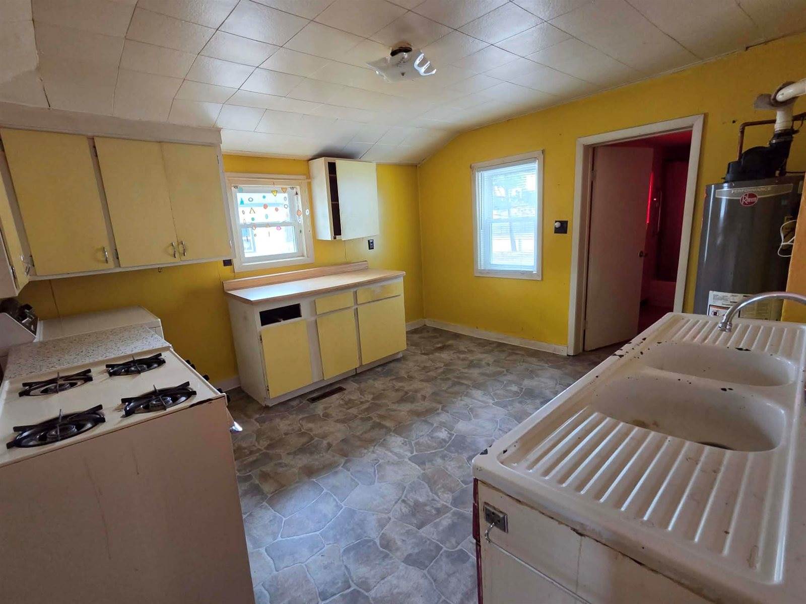 1544 W Pearl Street, Stevens Point, WI 54481