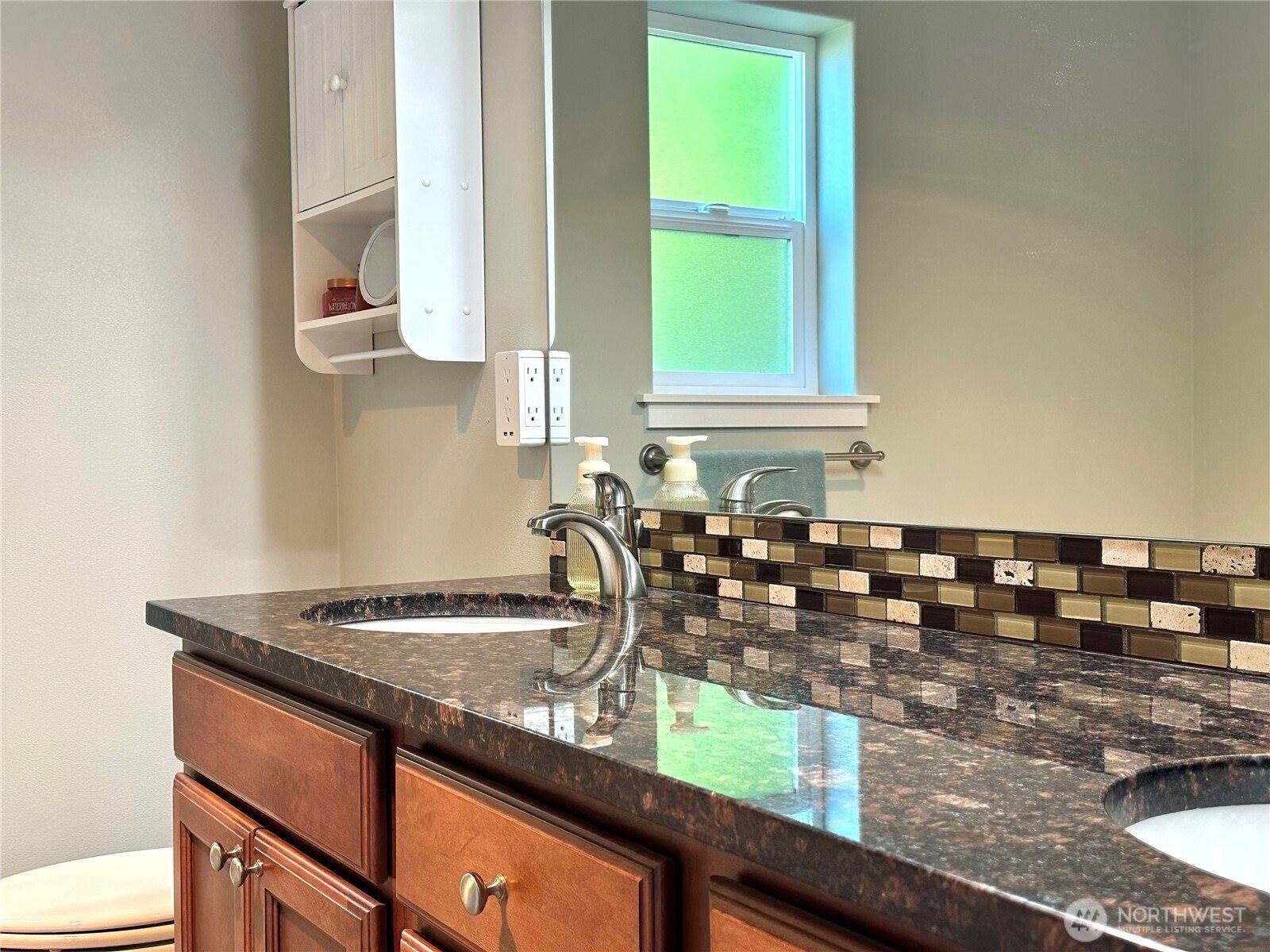 3710 West 7th Street, Anacortes, WA 98221