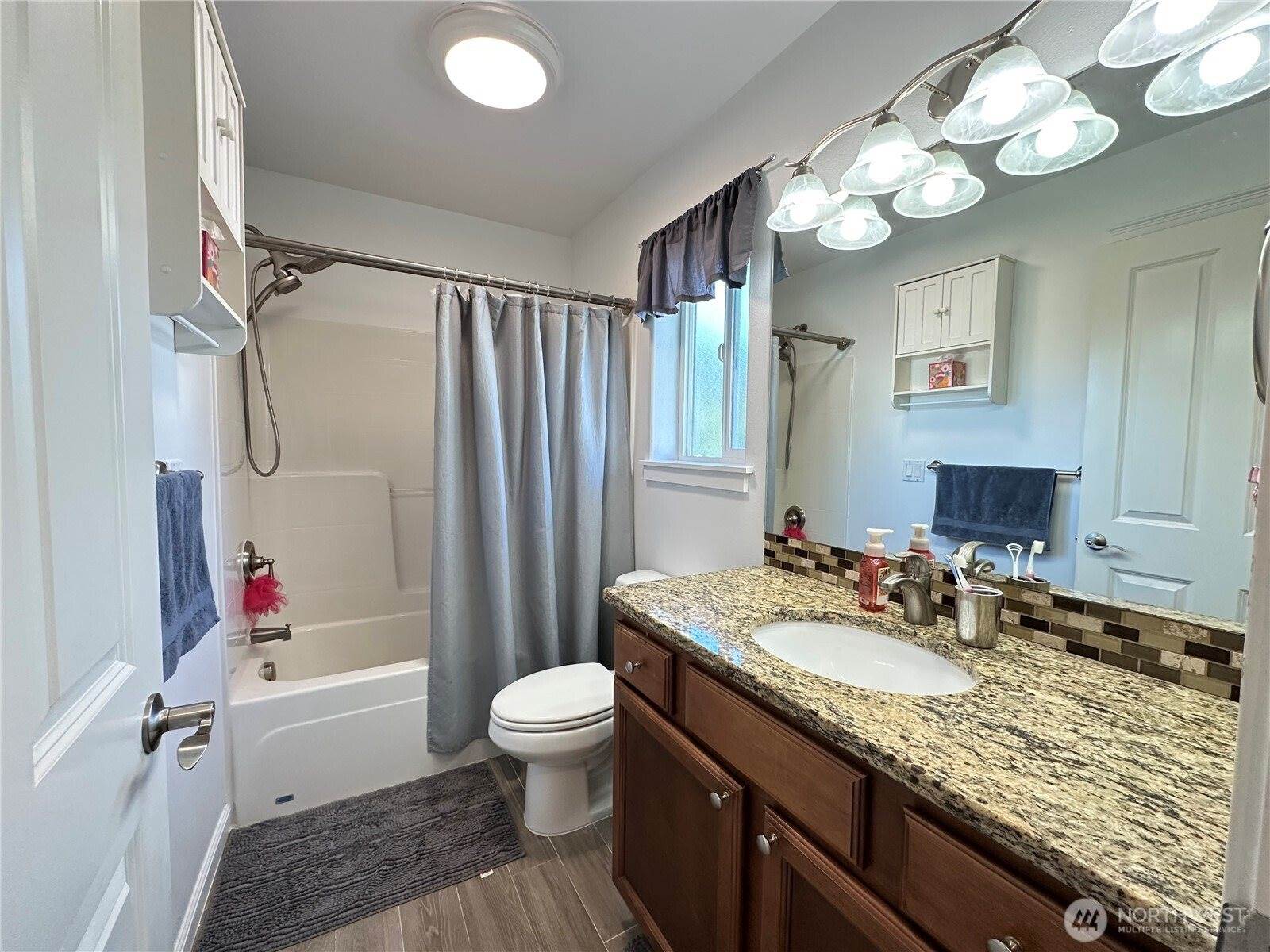 3710 West 7th Street, Anacortes, WA 98221