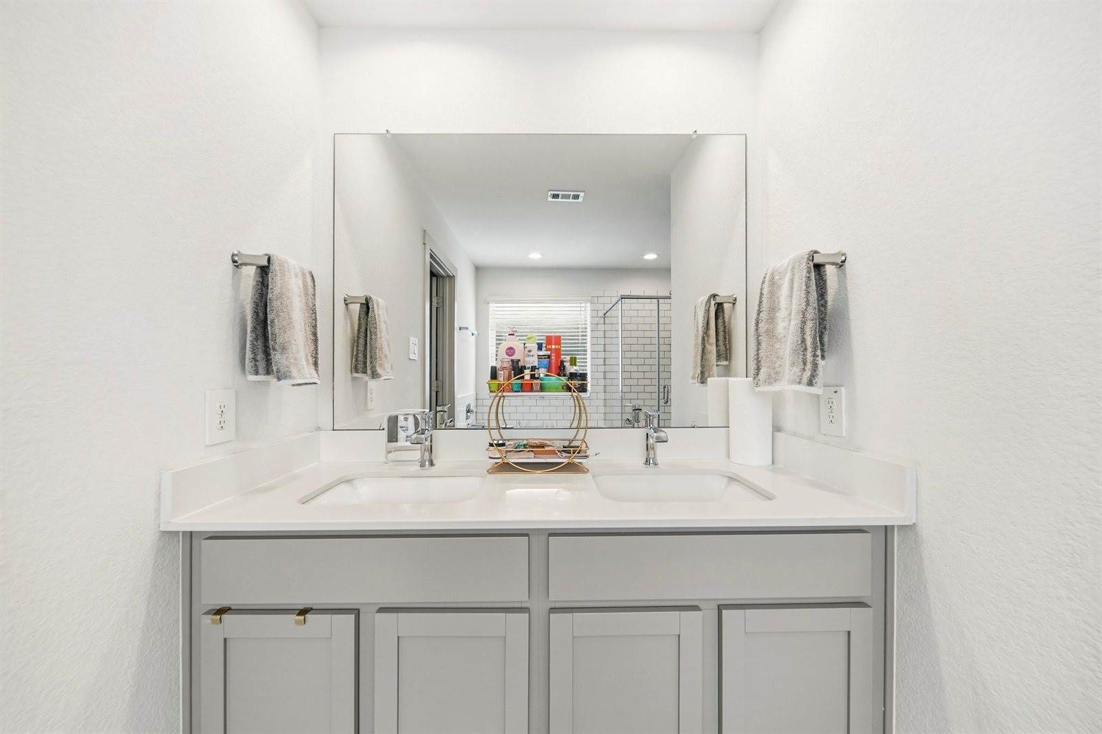 8210 Buck Lane, Rosharon, TX 77583