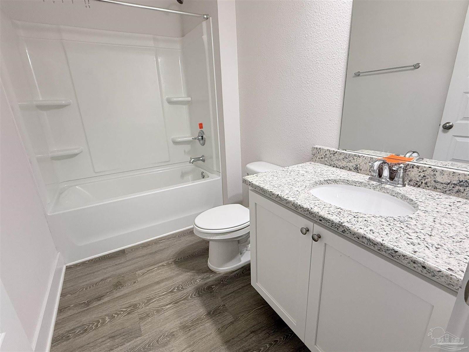 5804 Danbury Blvd, Pace, FL 32571