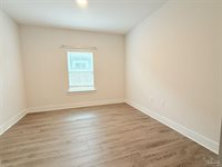5804 Danbury Blvd, Pace, FL 32571