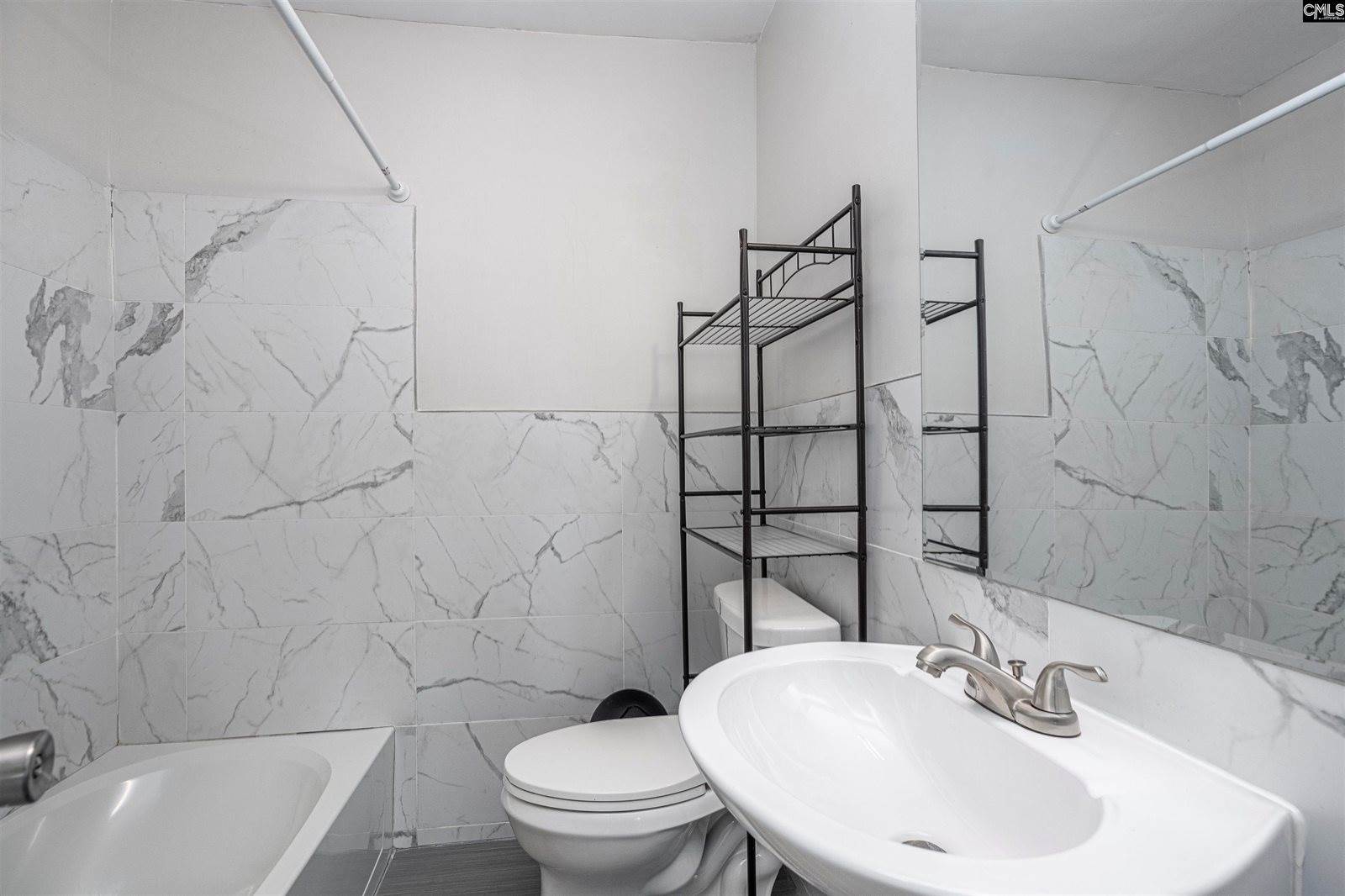 2350 Center, Columbia, SC 29204