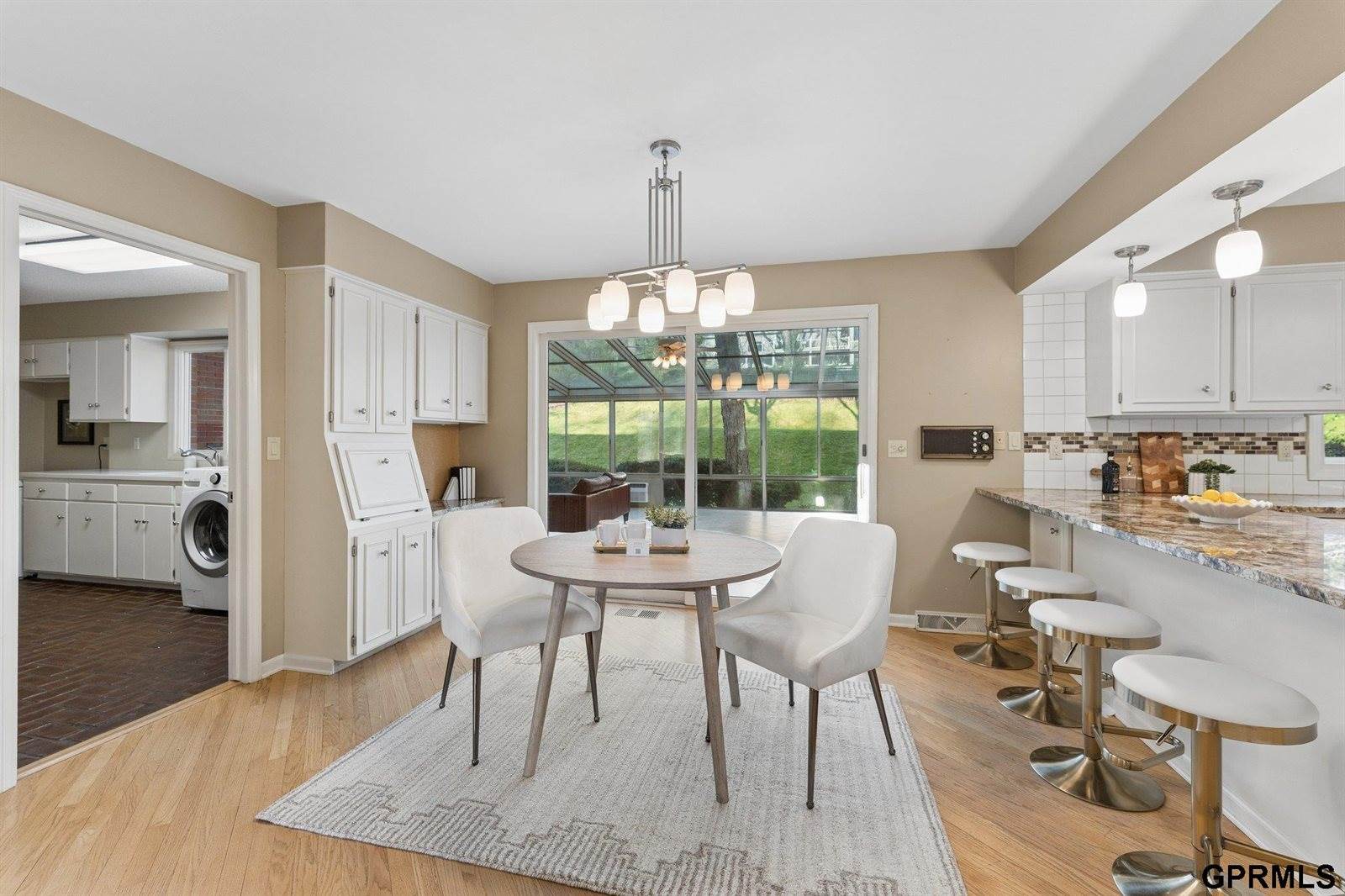 9723 Fieldcrest Drive, Omaha, NE 68114