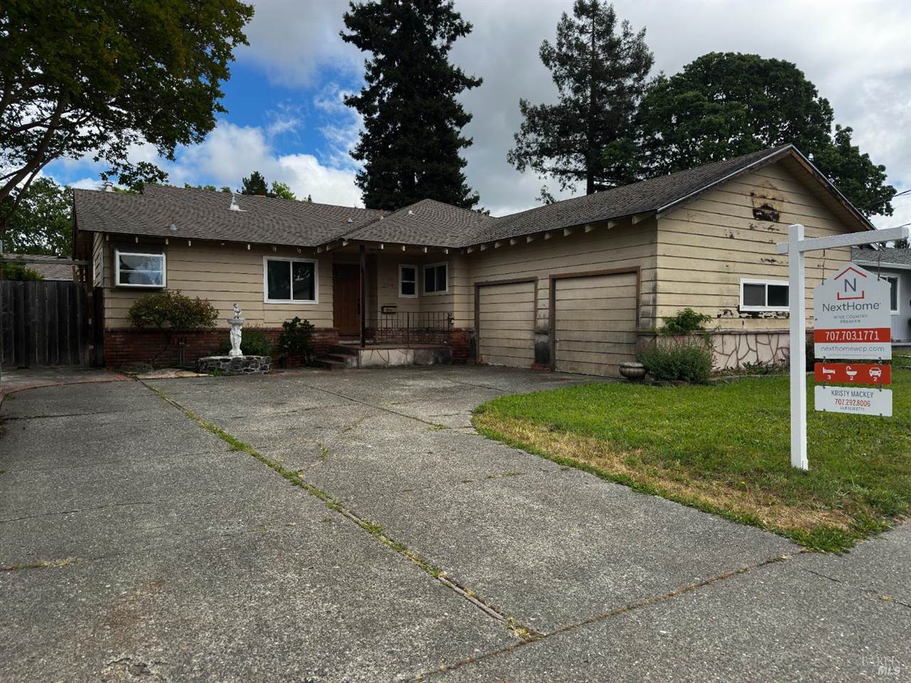 2314 Olympia Drive, Santa Rosa, CA 95405