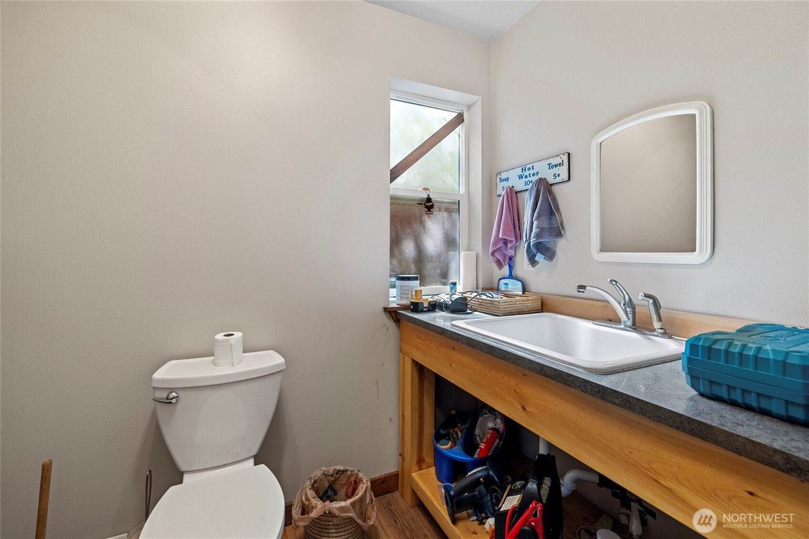 7595 Pressentin Court, Concrete, WA 98237