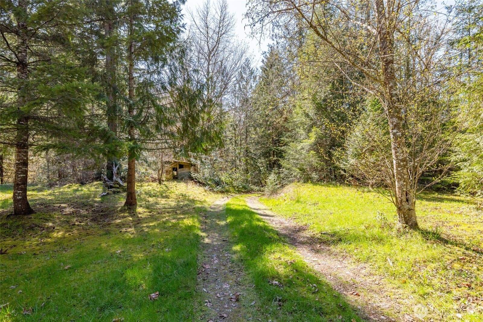 7595 Pressentin Court, Concrete, WA 98237