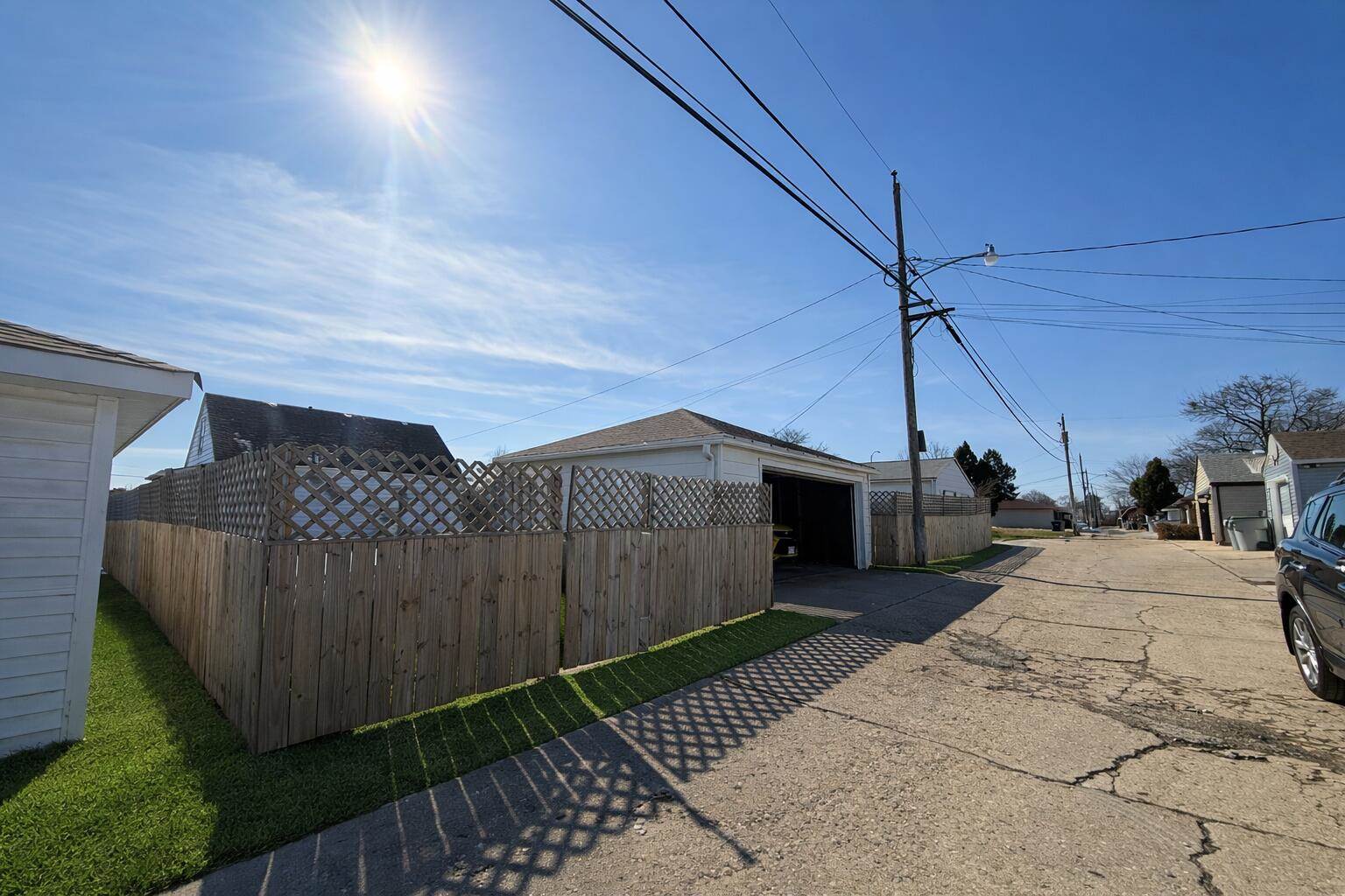 922 West Eden Pl, Milwaukee, WI 53221