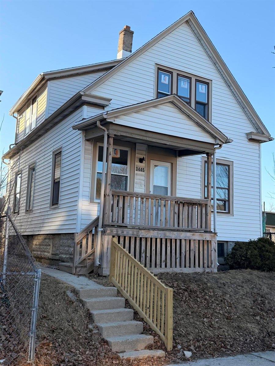 3445 North 21st St, Milwaukee, WI 53206